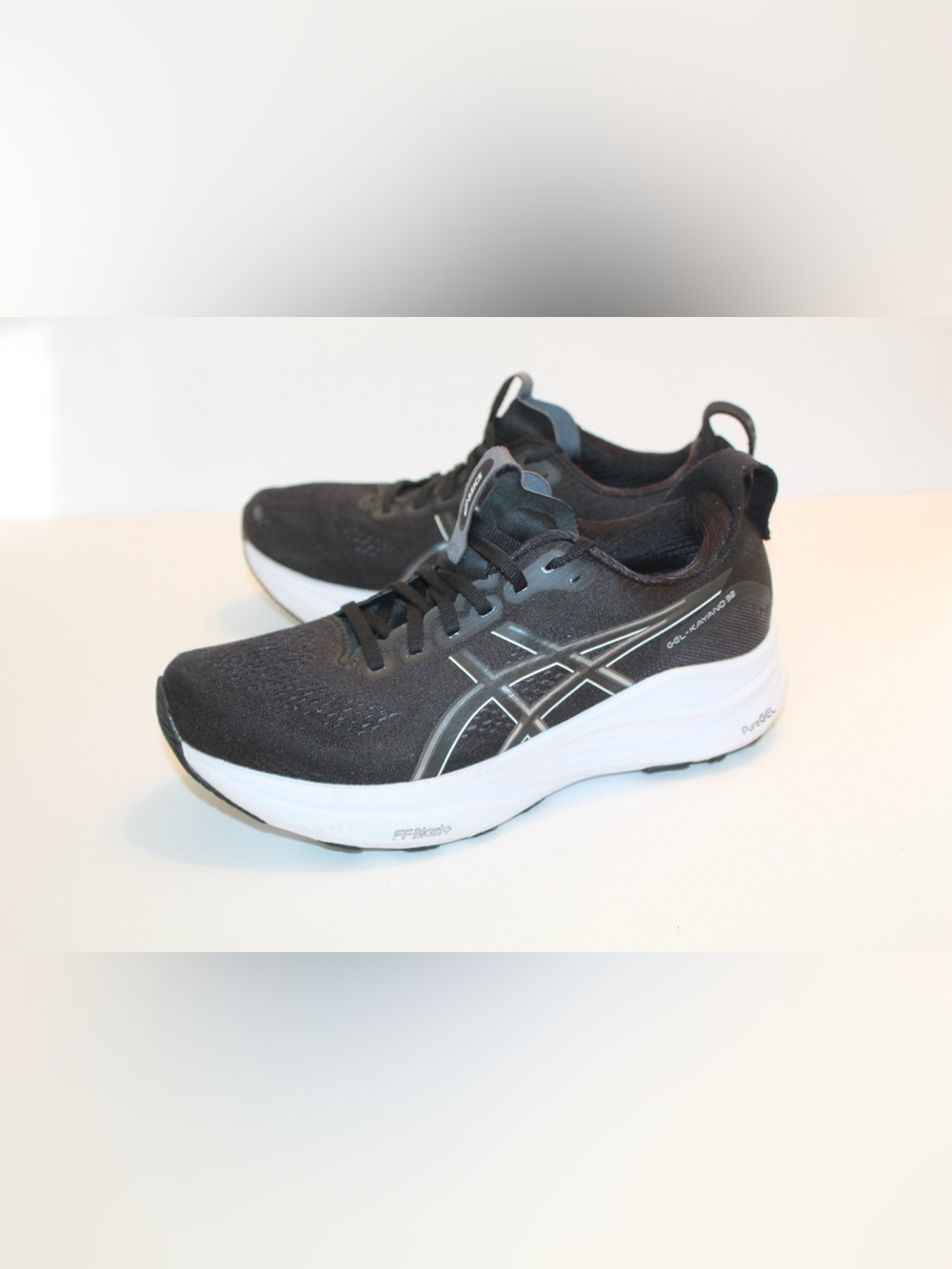 ASICS Gel Kayano 32 Men’s Running Shoes Size 7